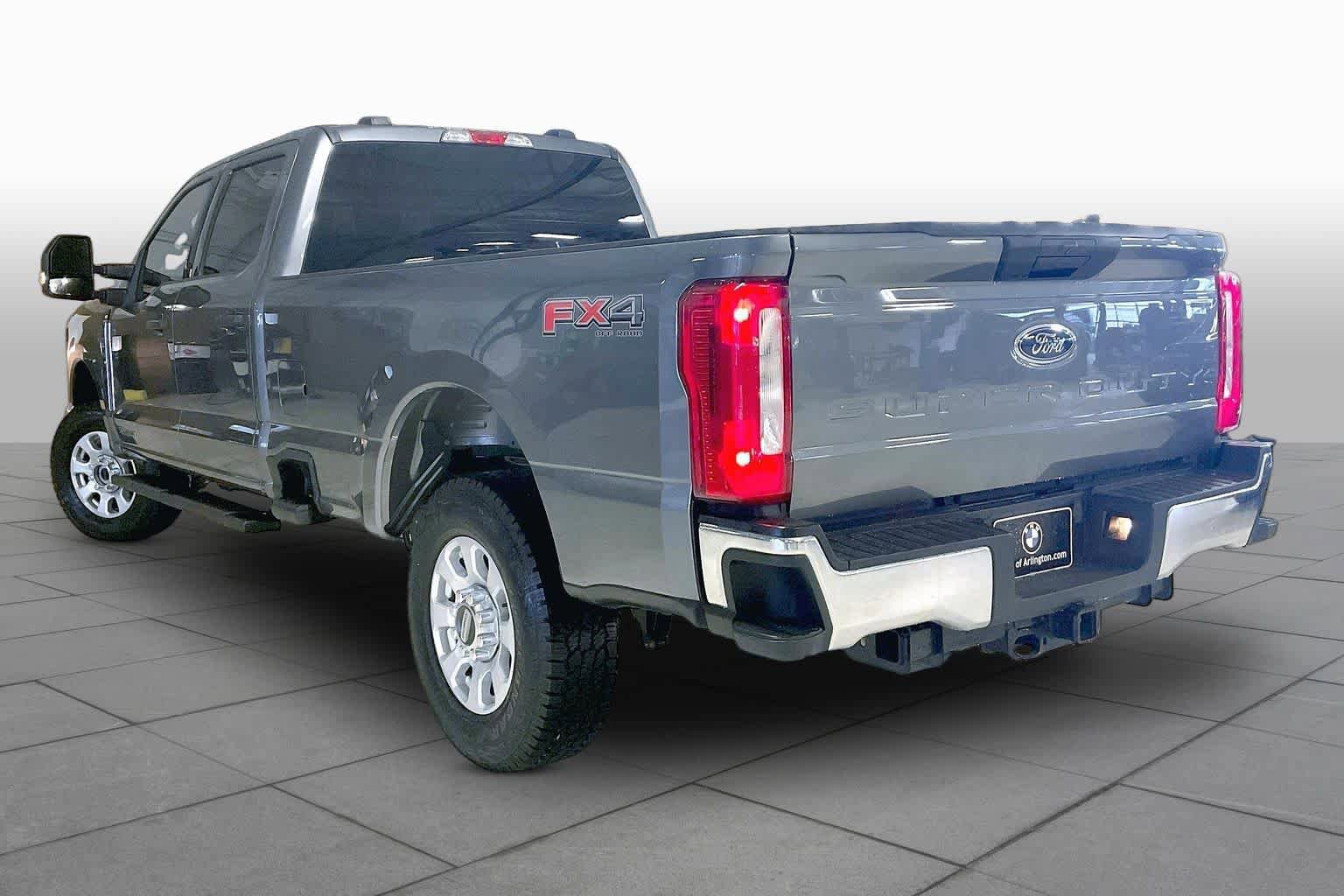 Used 2024 Ford F250 XLT AWD/4WD image 10