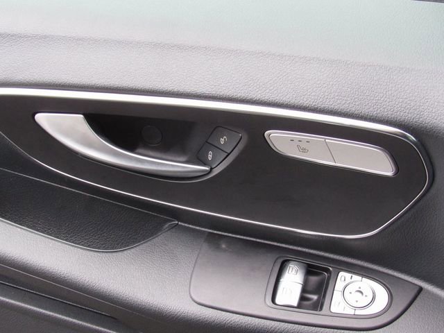Used 2023 Mercedes-Benz Metris Passenger image 31