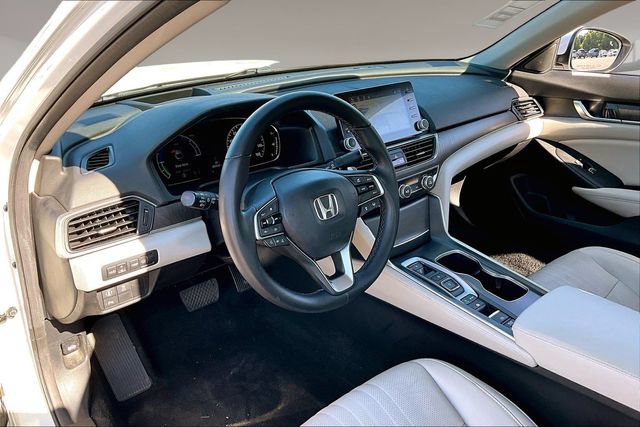Used 2019 Honda Accord Touring image 13