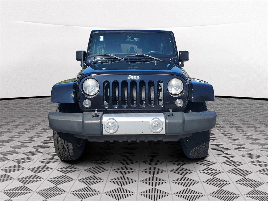 Used 2015 Jeep Wrangler Unlimited Sahara image 2