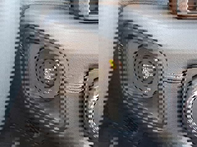 New 2026 Jeep Wrangler Unlimited Rubicon w/ Technology Group image 15