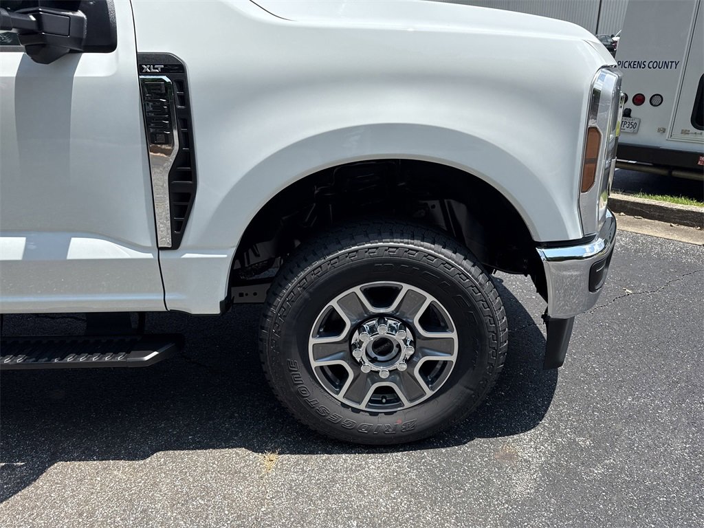 New 2025 Ford F350 XLT w/ 360-Degree Camera Package image 15