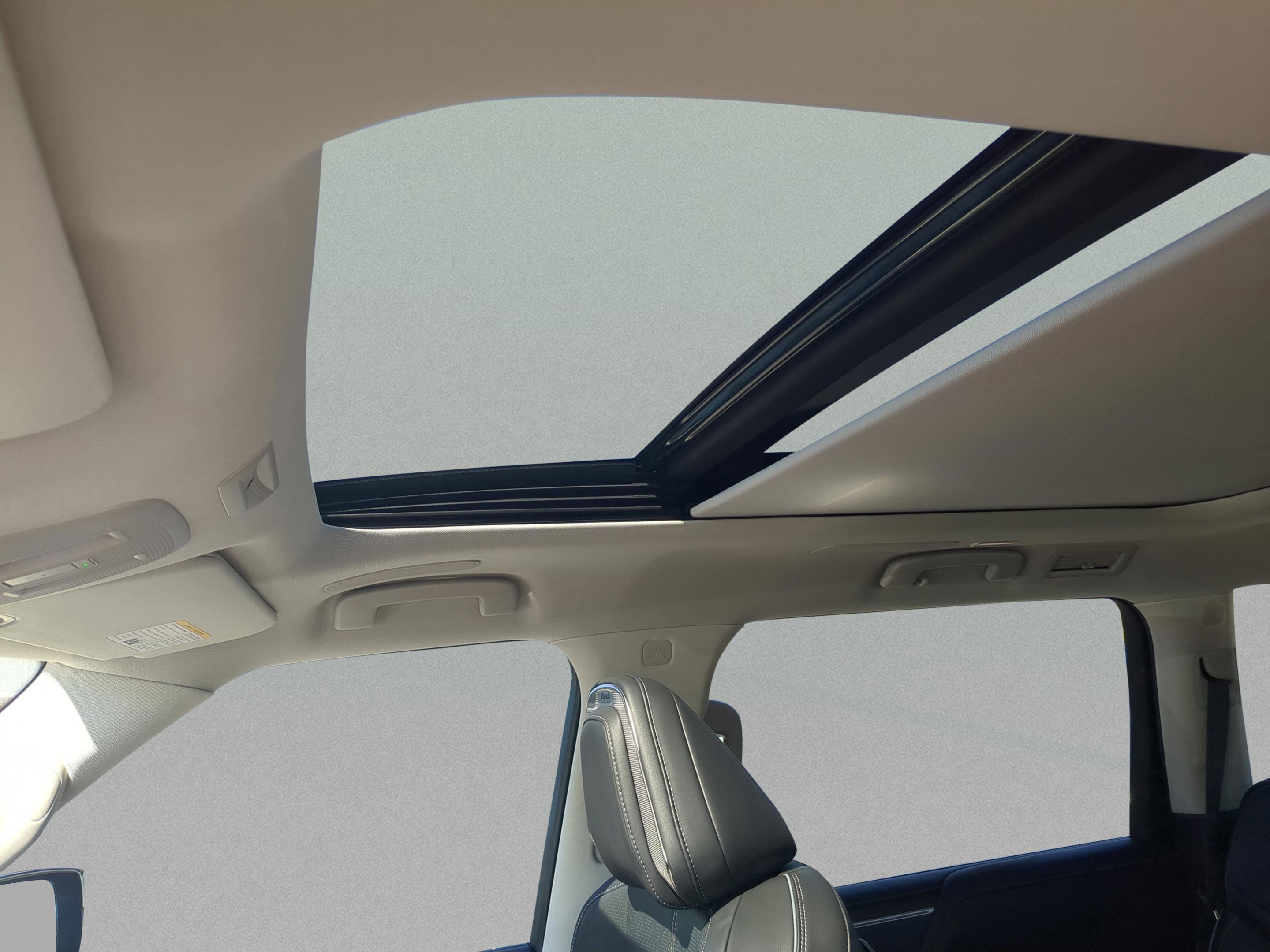 Certified 2025 INFINITI QX80 Sensory image 32