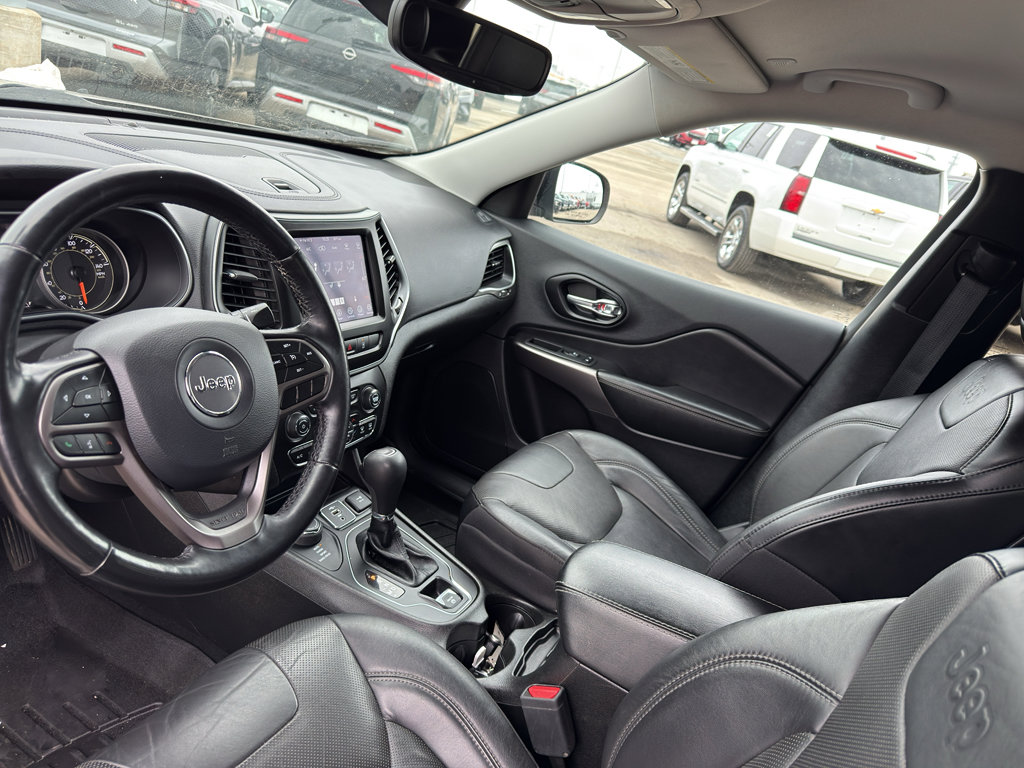 Used 2021 Jeep Cherokee Latitude Lux w/ Comfort/Convenience Group image 26