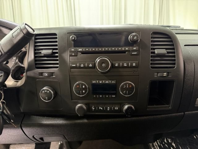 Used 2012 Chevrolet Silverado 2500 LT w/ Interior Plus Package AWD/4WD image 12
