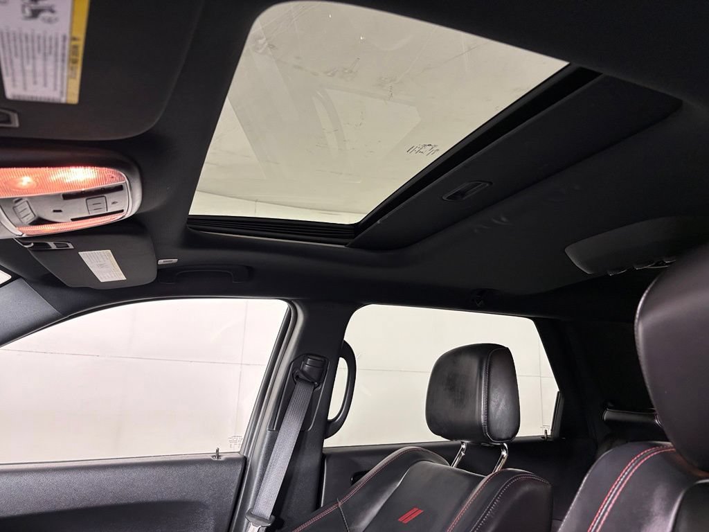 Used 2024 Dodge Durango GT RWD image 19