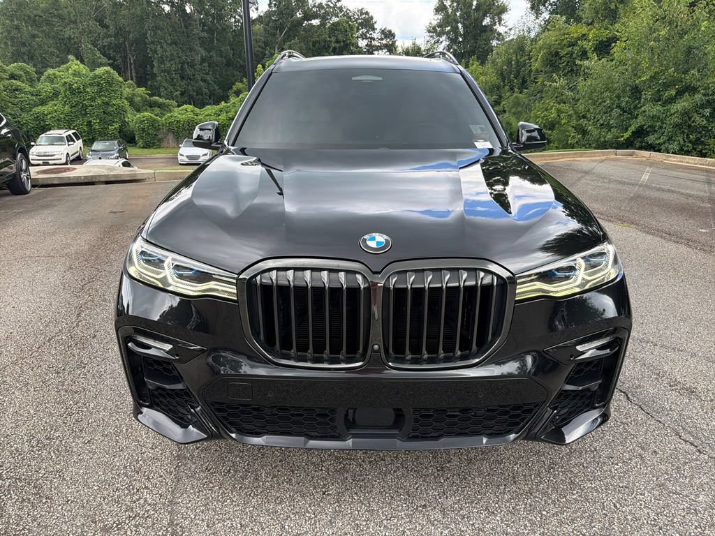Used 2022 BMW X7 M50i w/ Dynamic Handling Package AWD/4WD image 2