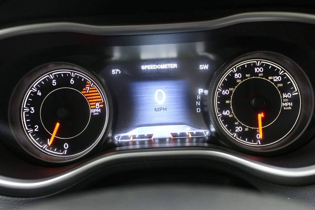 Used 2017 Jeep Cherokee Trailhawk w/ Comfort/Convenience Group image 31