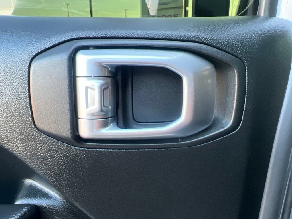 Used 2020 Jeep Wrangler Unlimited Sport S AWD/4WD image 31