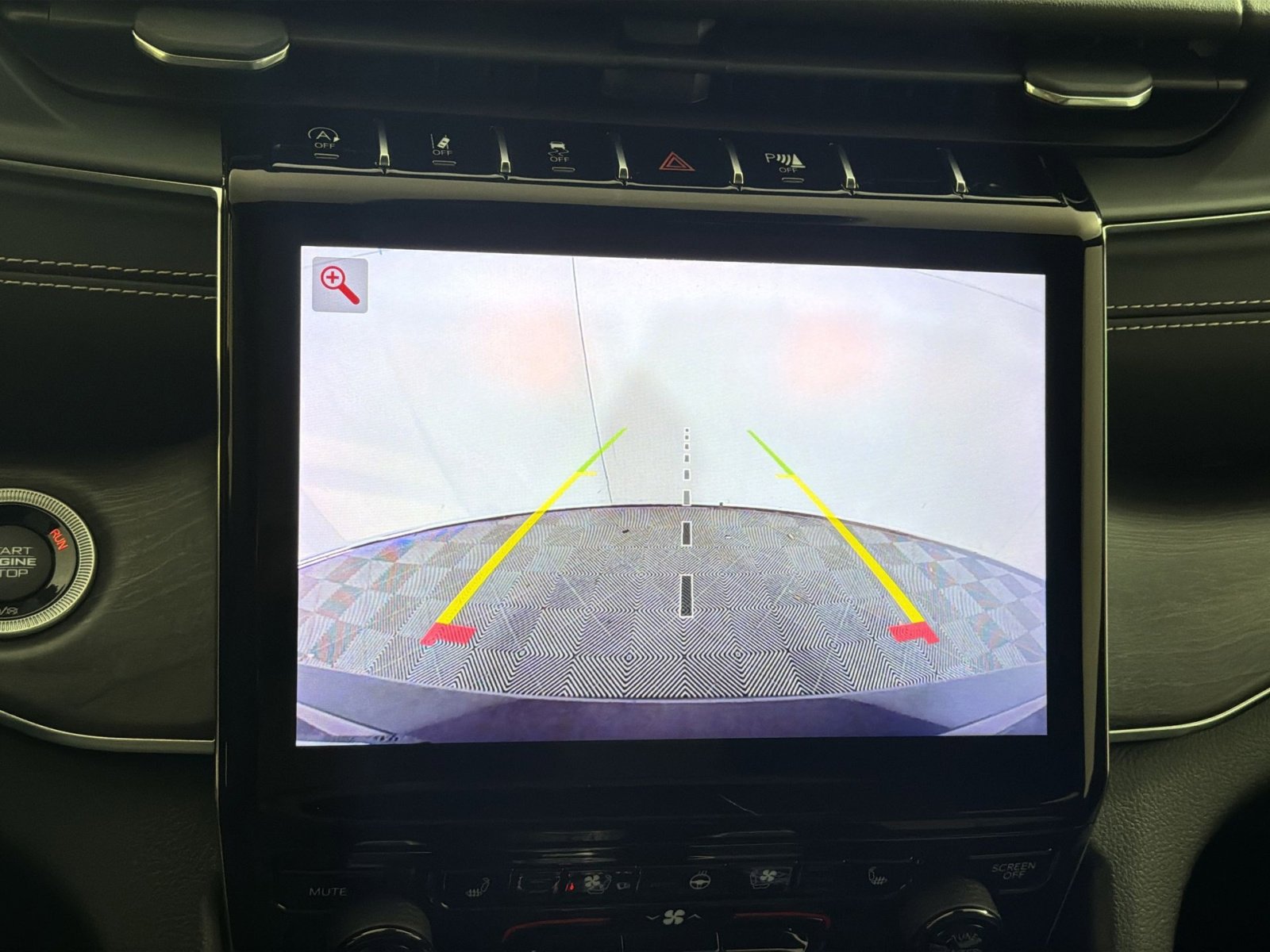 Used 2023 Jeep Grand Cherokee L Overland image 19