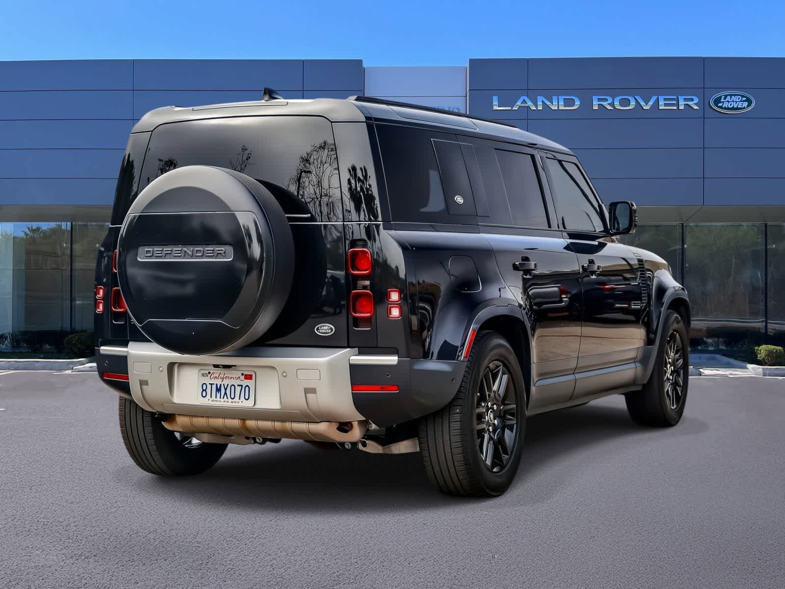 Used 2020 Land Rover Defender 110 S AWD/4WD image 4