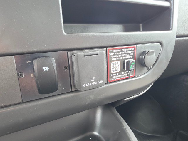 New 2026 Chevrolet Express 3500 RWD image 34