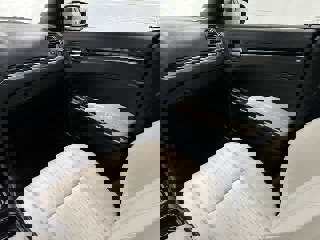 Used 2018 Chrysler 300 S w/ 300S Premium Group image 13