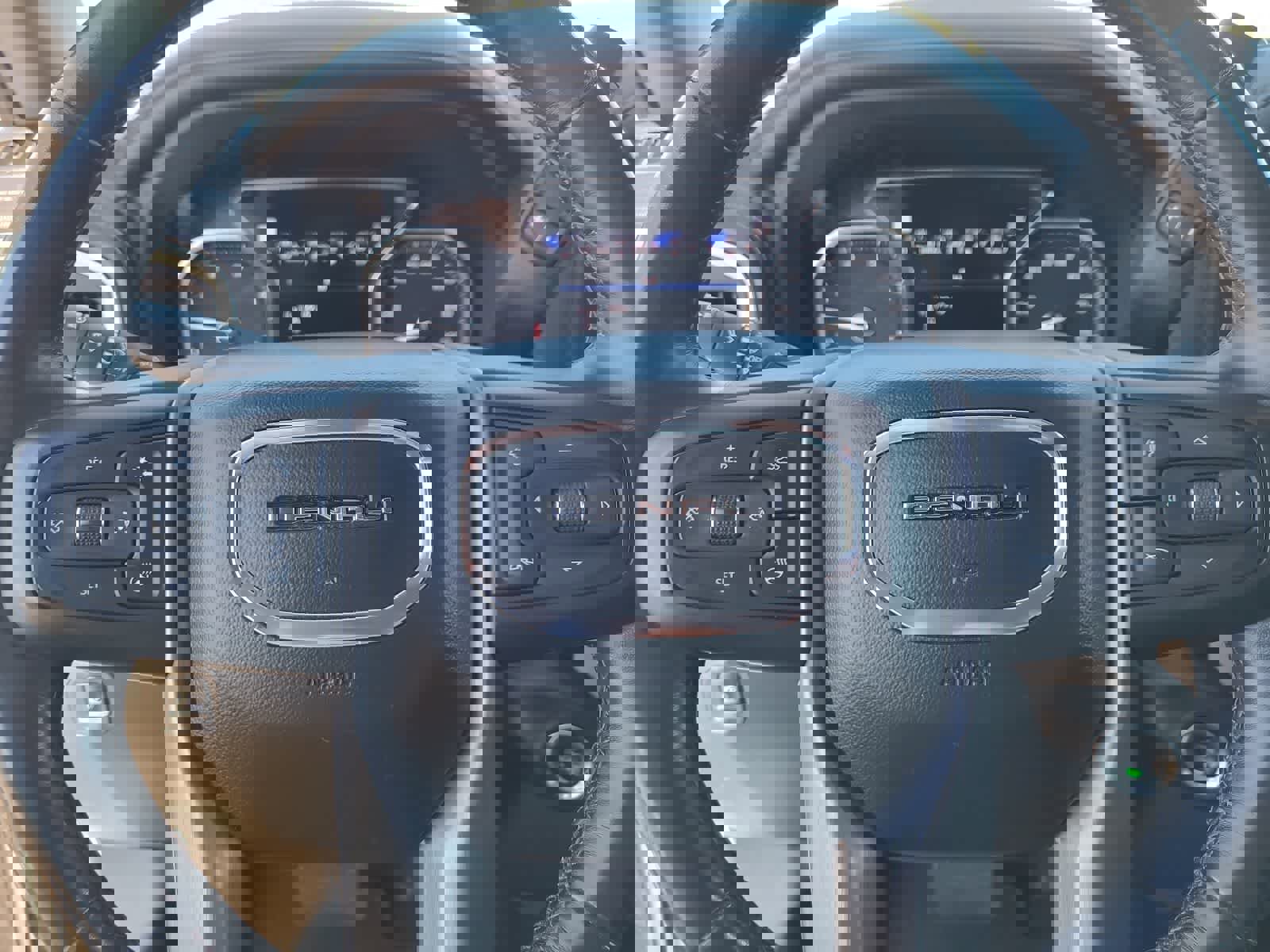 Used 2022 GMC Sierra 3500 Denali w/ Technology Package image 23