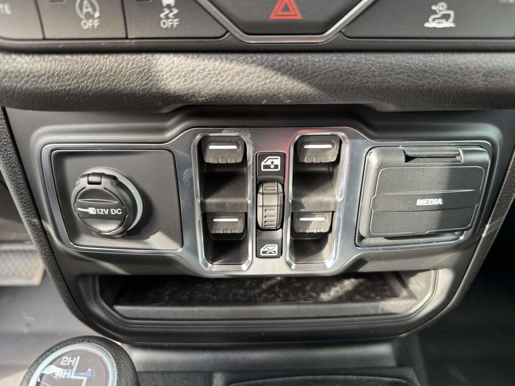 New 2026 Jeep Gladiator Sport AWD/4WD image 20