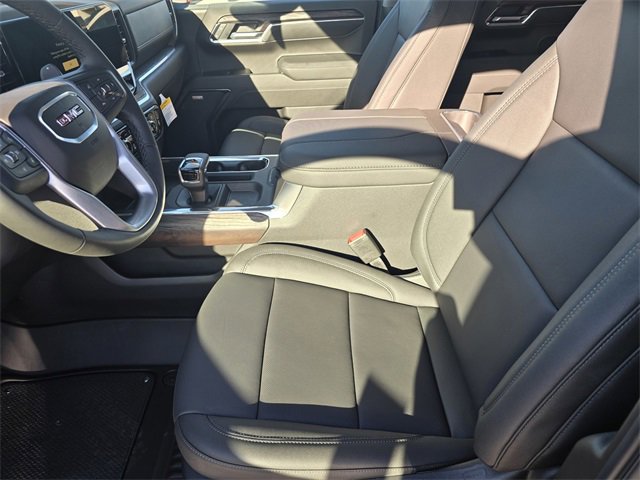 New 2026 GMC Sierra 1500 SLT image 15