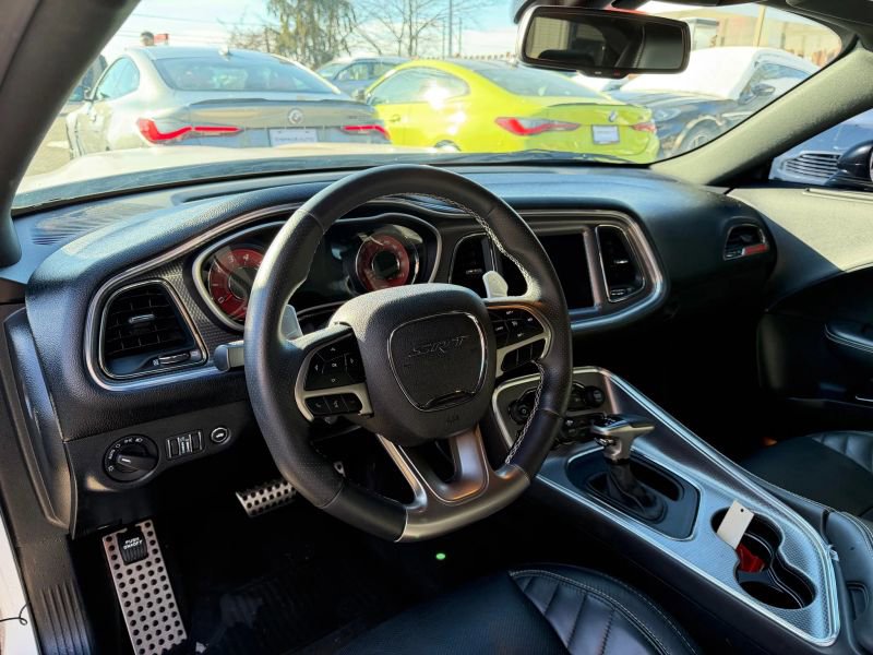 Used 2018 Dodge Challenger SRT Hellcat image 12