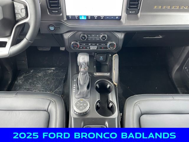 New 2025 Ford Bronco Badlands image 11
