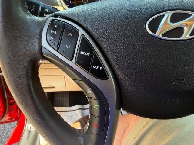 Used 2013 Hyundai Elantra Limited FWD image 20
