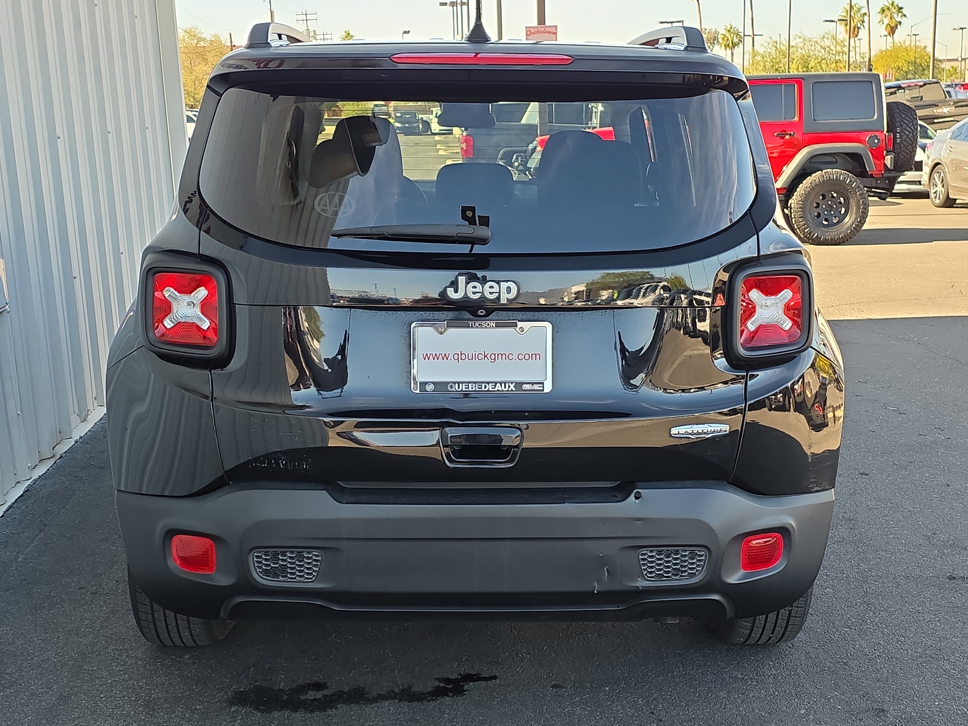 Used 2019 Jeep Renegade Latitude image 6