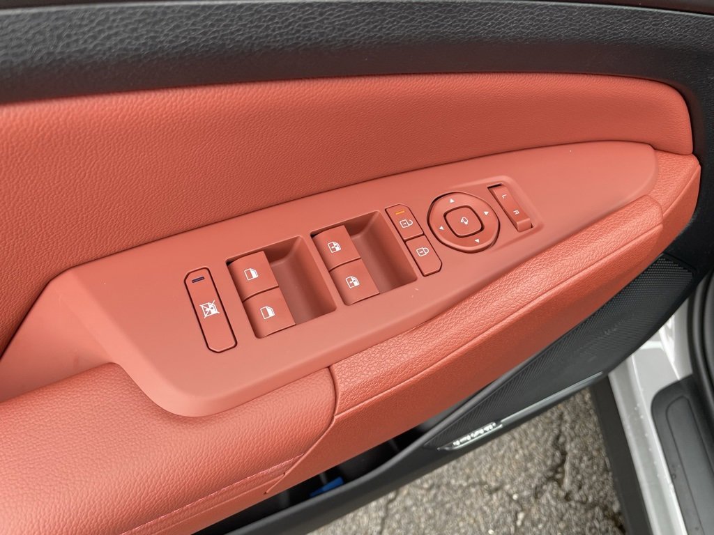 New 2026 Kia Sportage SX image 12