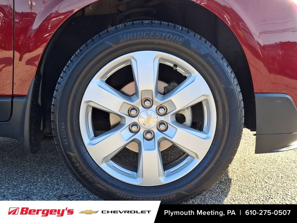 Used 2017 Chevrolet Traverse LT w/ Style and Technology Package AWD/4WD image 10