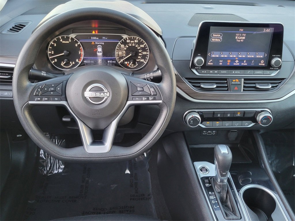 Used 2024 Nissan Altima 2.5 SV image 4