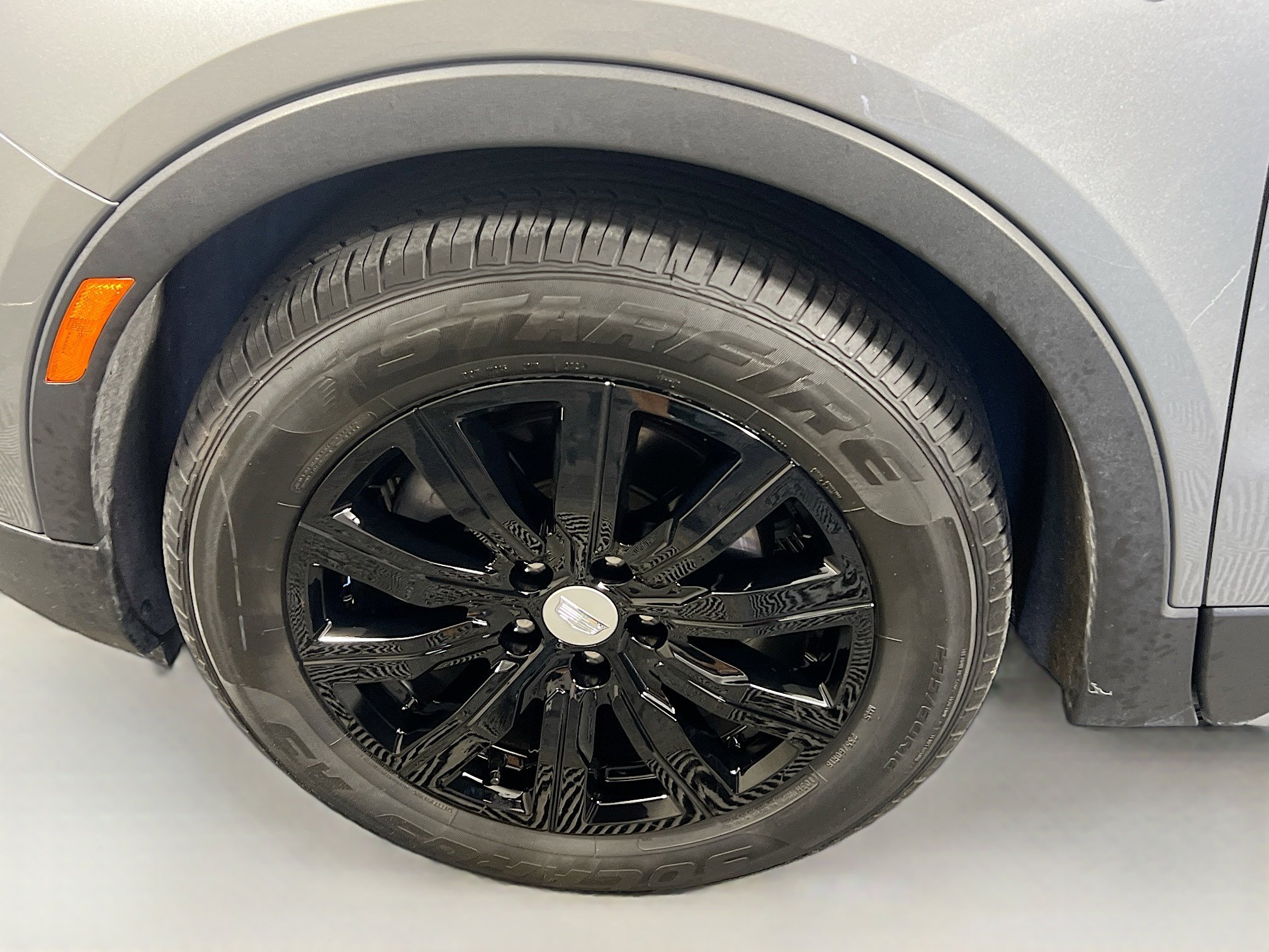 Used 2023 Cadillac XT4 Premium Luxury FWD image 13
