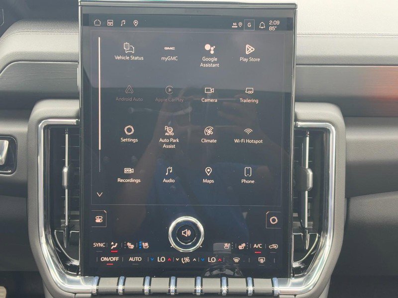 New 2026 GMC Yukon Denali w/ Sun & Power Step Package image 11