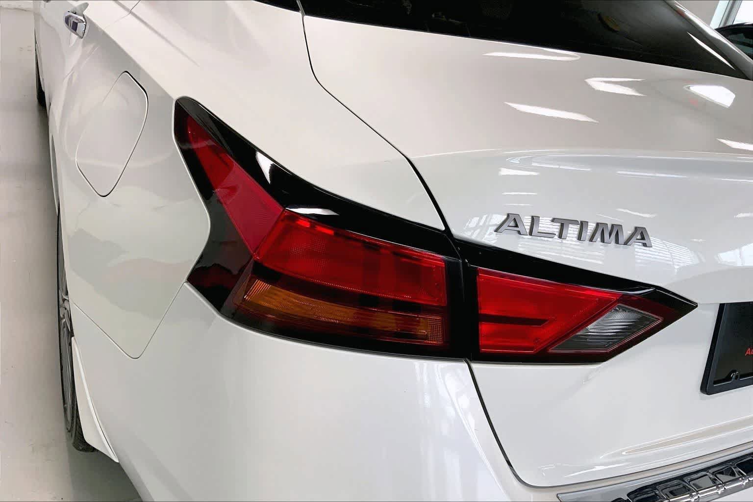 Used 2023 Nissan Altima 2.5 SL AWD/4WD image 27