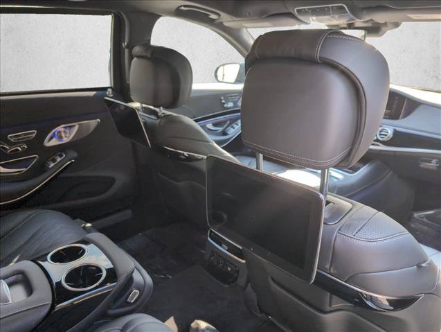 Used 2018 Mercedes-Benz Maybach S 560 4MATIC image 26