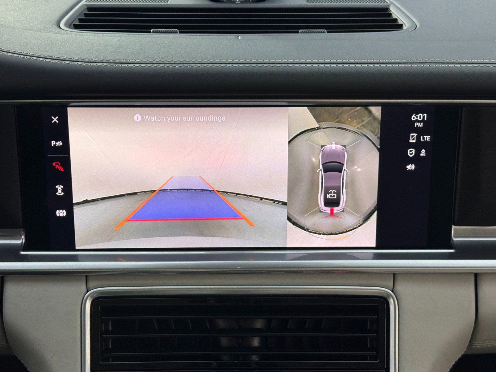 Used 2023 Porsche Panamera Platinum Edition image 31