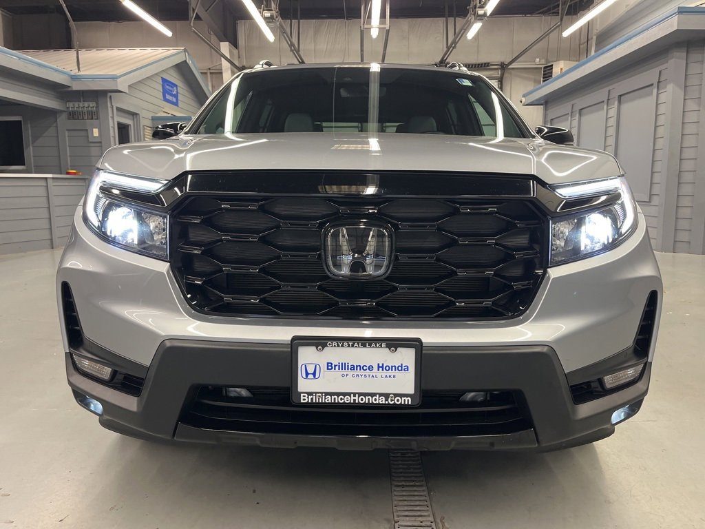 Used 2023 Honda Passport Elite image 2