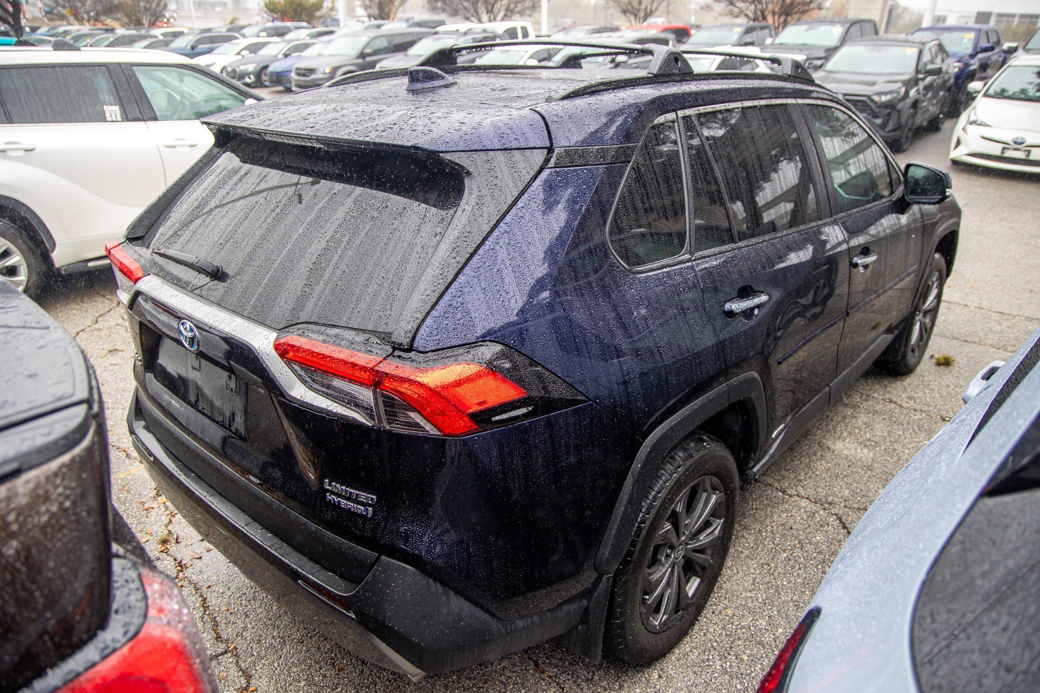 Used 2024 Toyota RAV4 Limited image 8