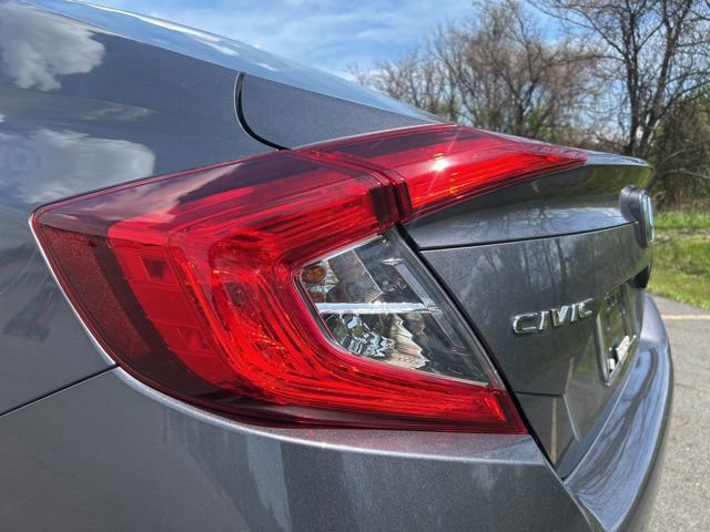 Used 2018 Honda Civic LX image 29