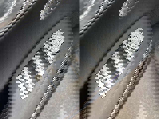 Used 2024 Genesis GV70 3.5T Sport w/ Sport Advanced Package image 19