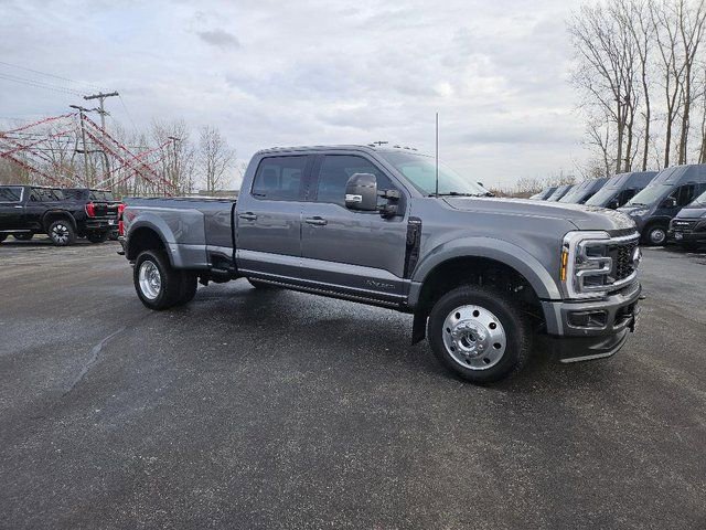 Used 2025 Ford F450 Platinum image 2