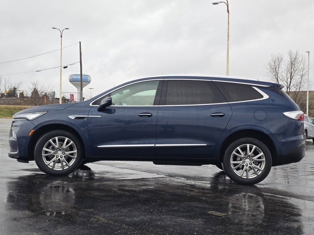Used 2022 Buick Enclave Premium w/ Experience Buick Package image 25