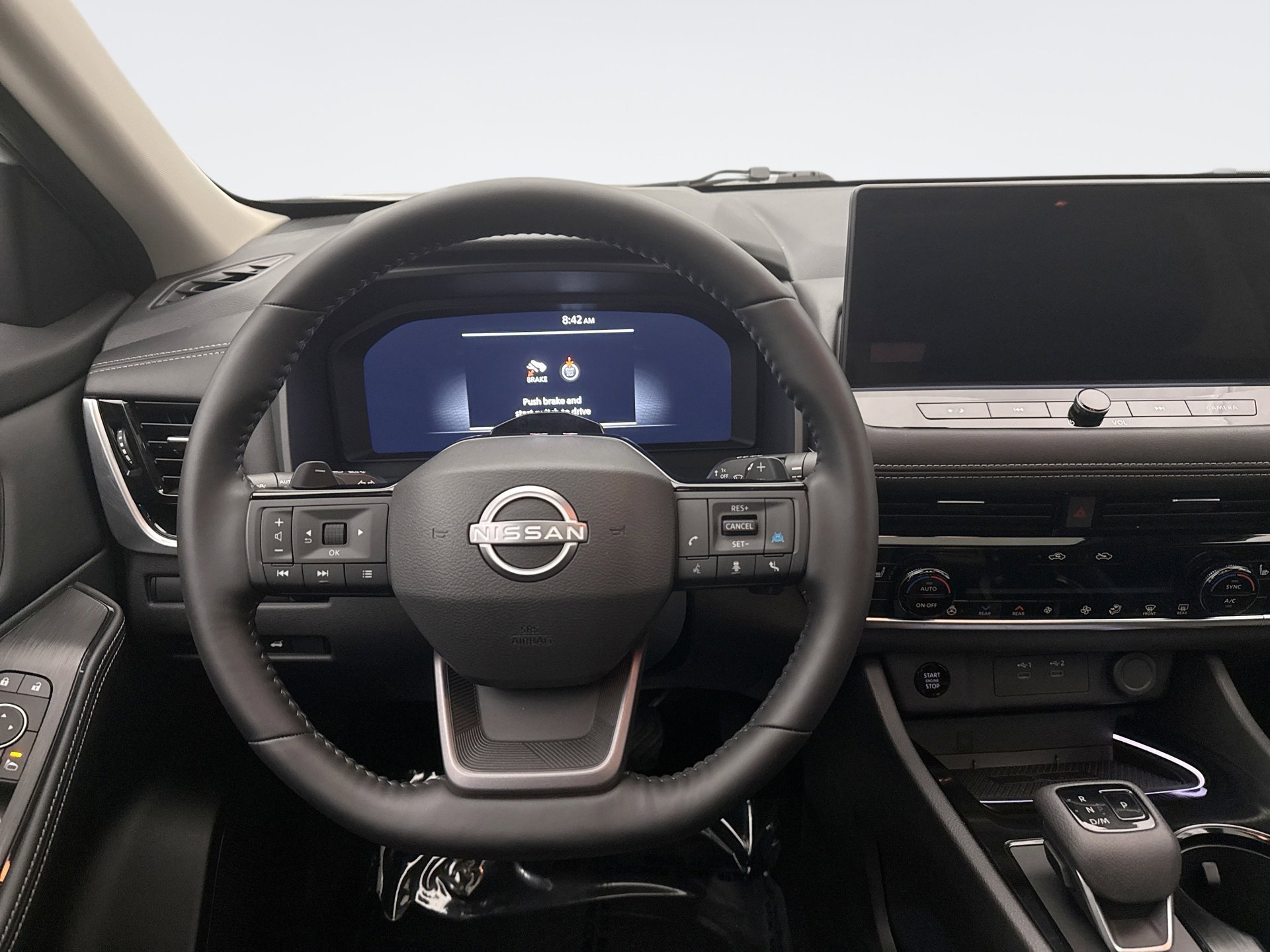 Used 2025 Nissan Rogue SL w/ Tech Package AWD/4WD image 12