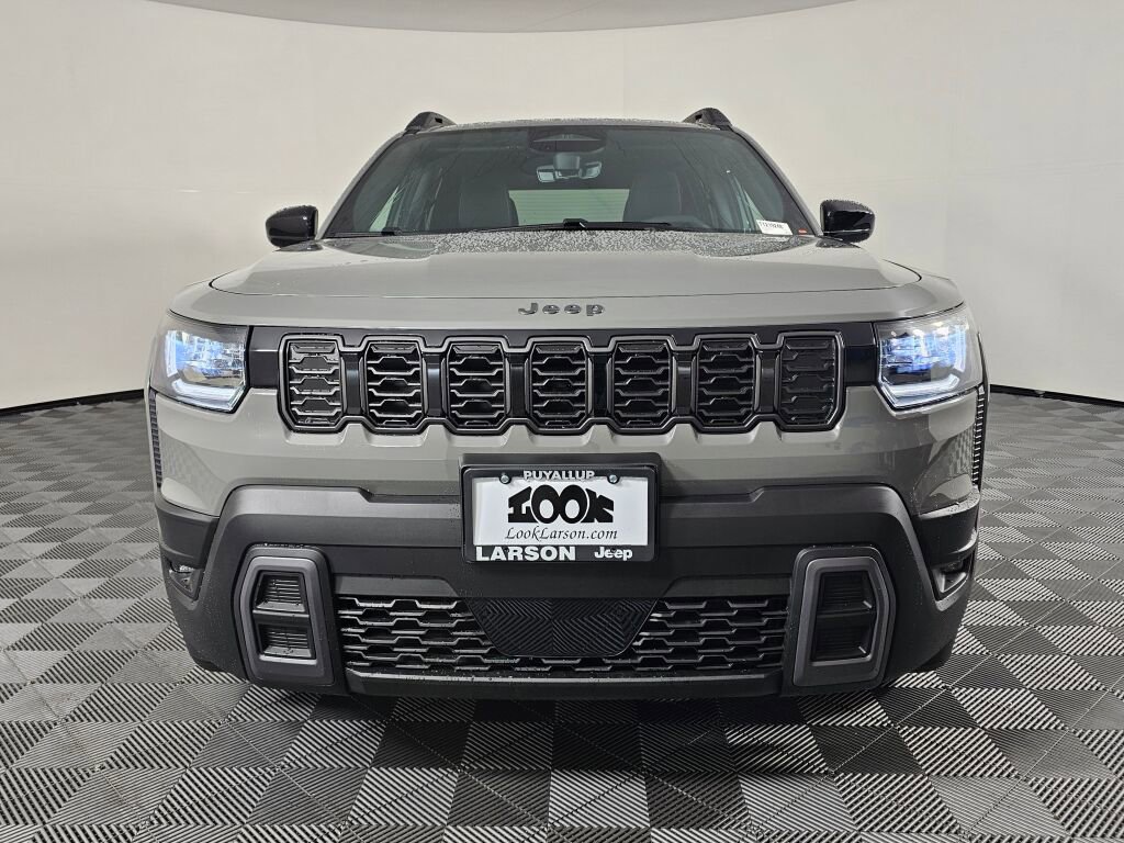 New 2026 Jeep Cherokee Laredo image 9