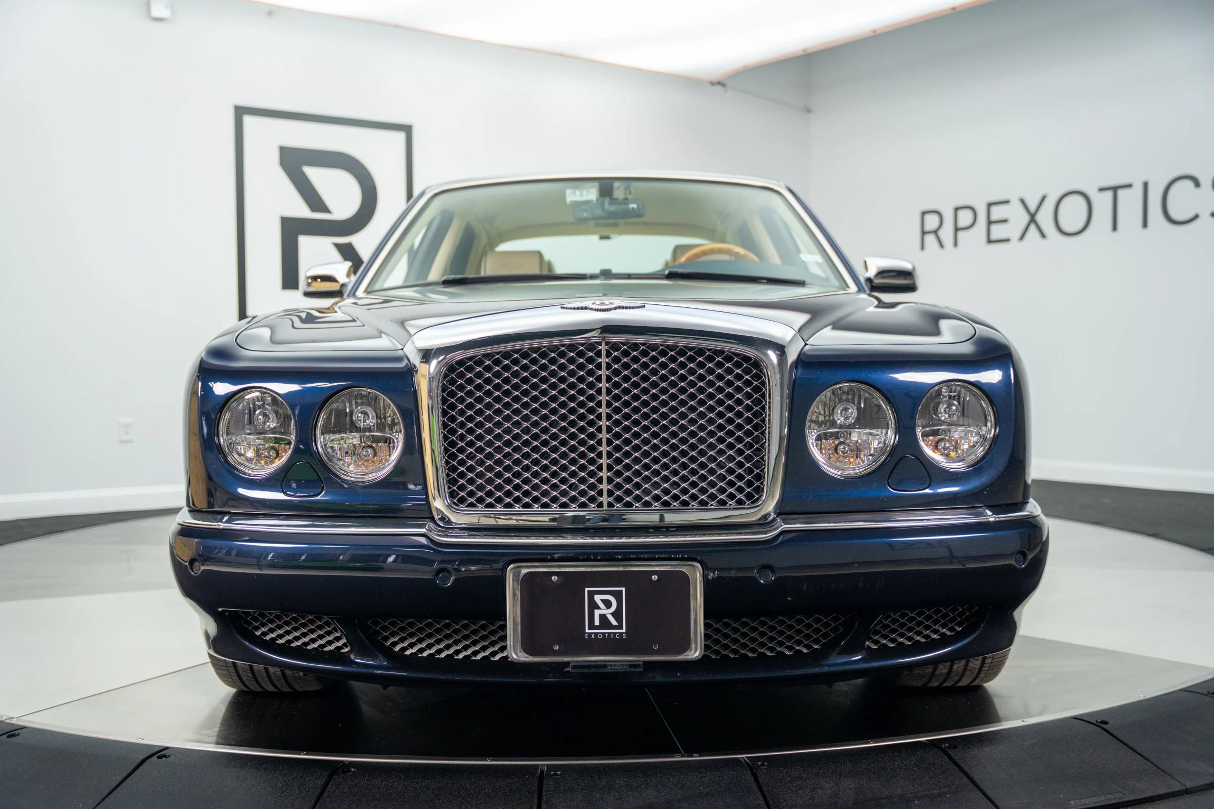 Used 2009 Bentley Arnage R image 15