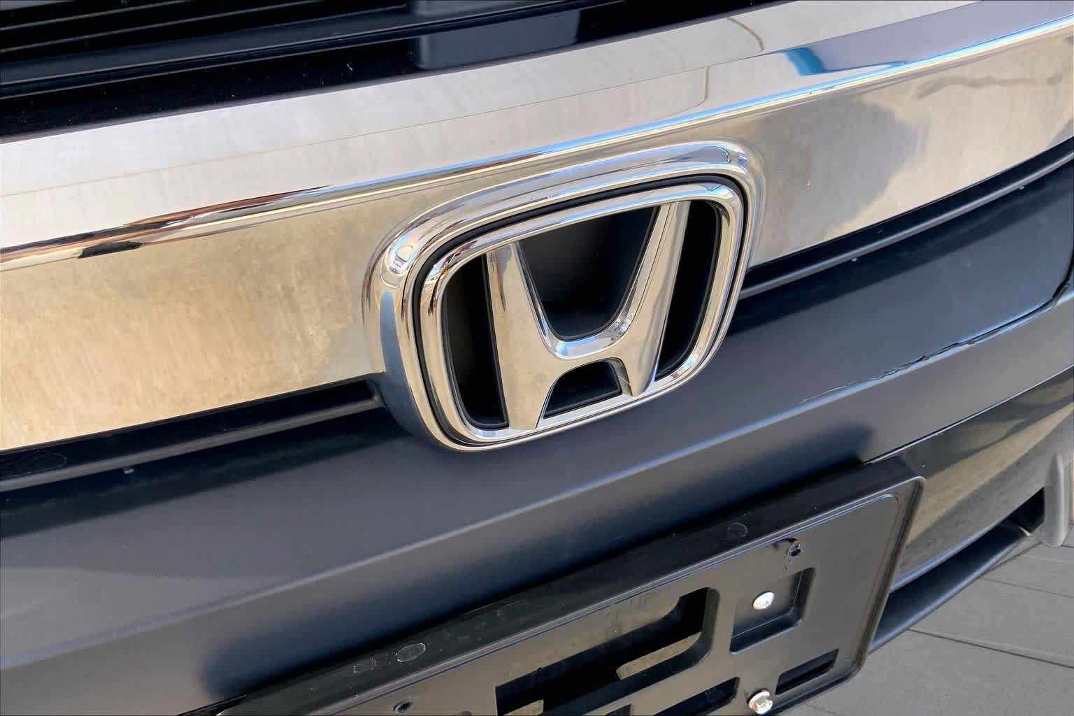 Used 2018 Honda Civic LX image 29