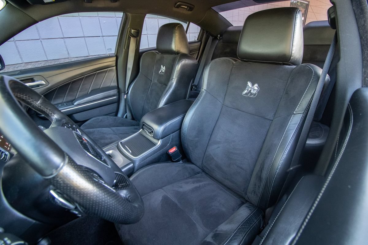 Used 2019 Dodge Charger Scat Pack w/ Technology Group RWD image 18