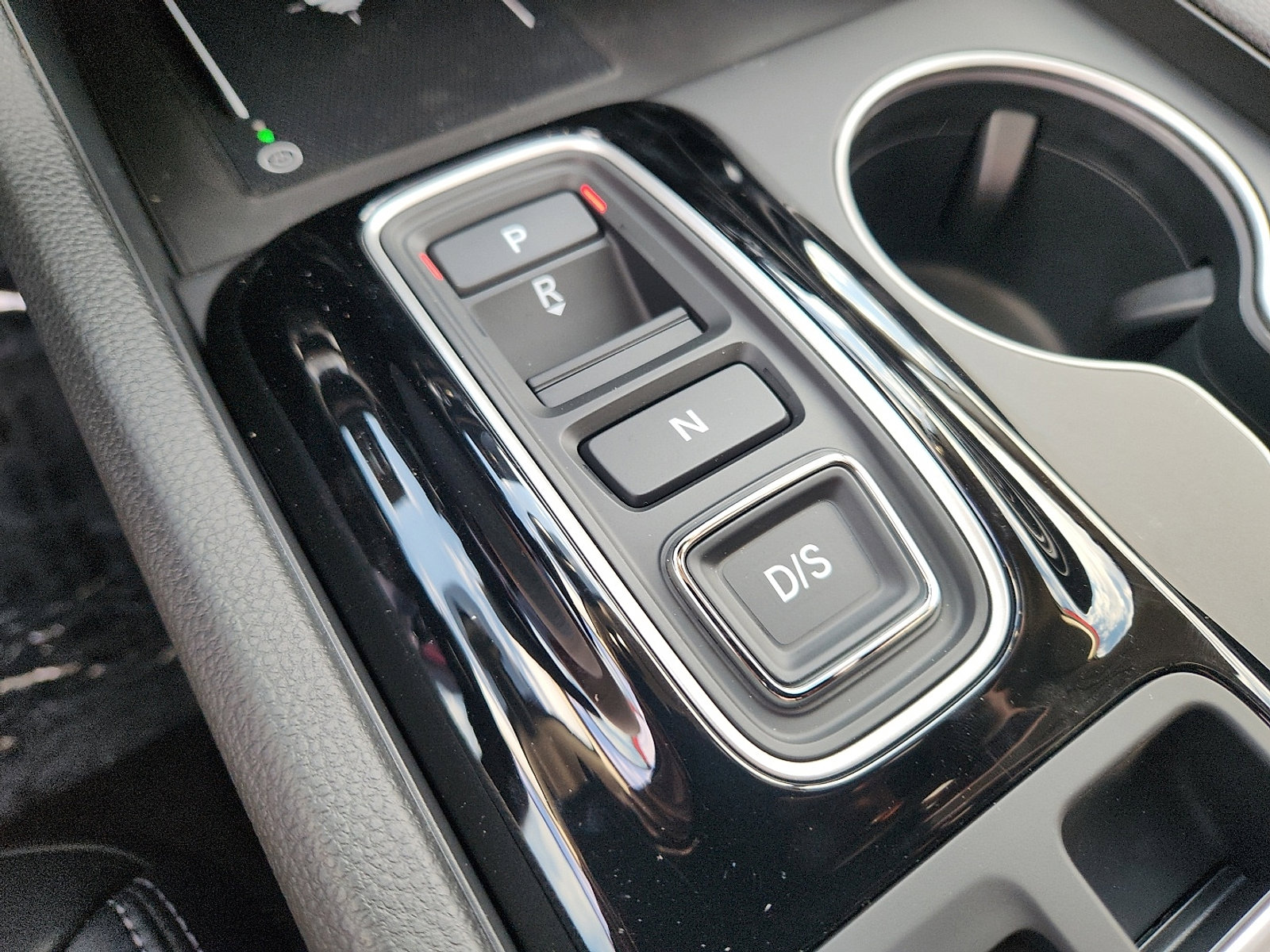 New 2025 Honda Pilot Touring image 11