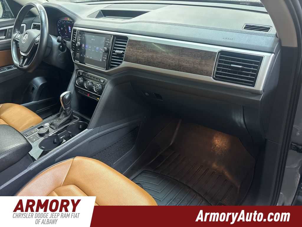 Used 2018 Volkswagen Atlas SEL Premium image 43