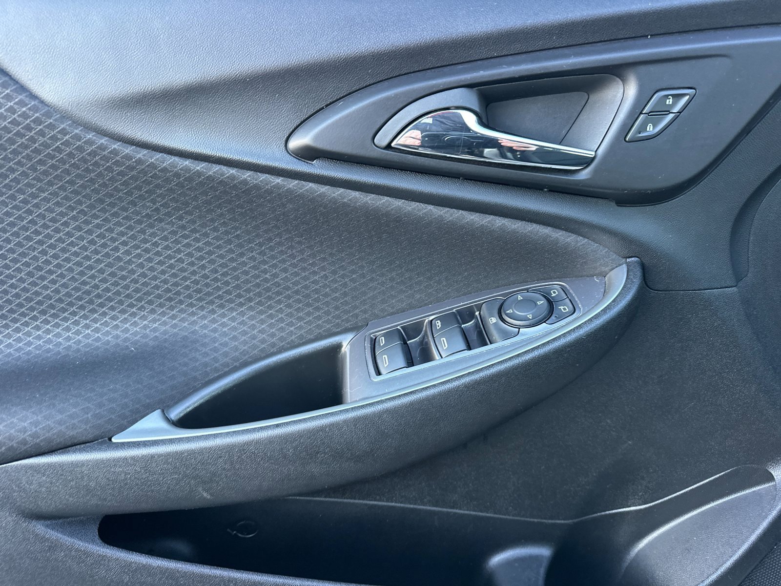 Used 2023 Chevrolet Malibu LT image 11