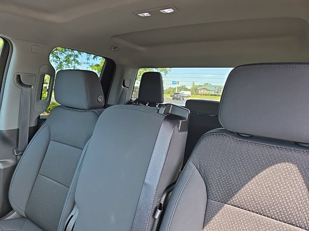 Used 2019 Chevrolet Silverado 1500 Custom Trail Boss w/ Custom Convenience Package AWD/4WD image 26