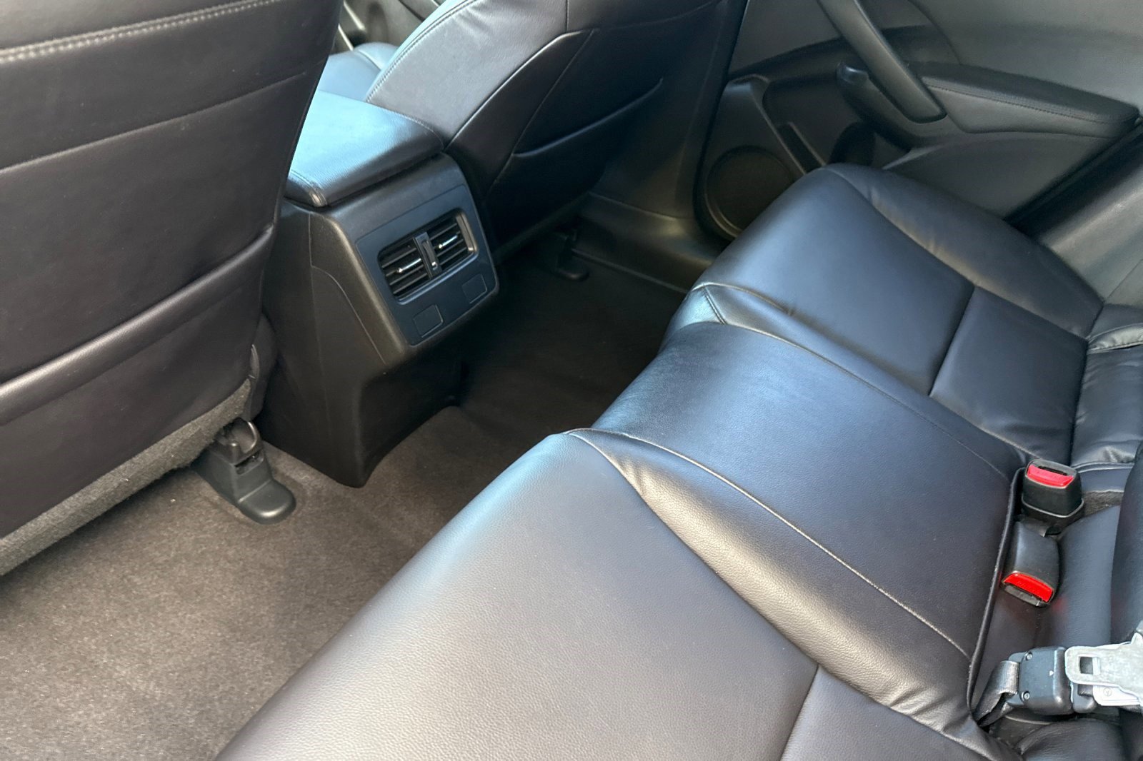 Used 2017 Acura RDX AWD image 25