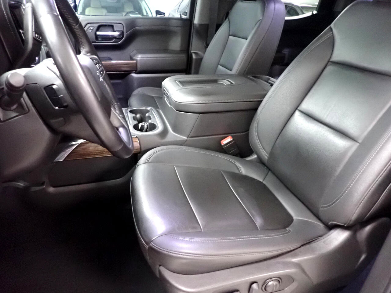 Used 2022 Chevrolet Silverado 1500 LT Trail Boss w/ Convenience Package II image 13
