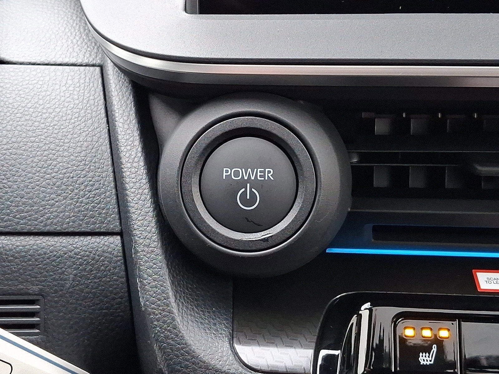 Used 2026 Toyota Prius AWD image 23